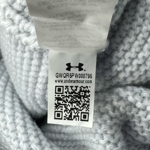 Under Armour Essential Pom Beanie - Picture 6 of 6